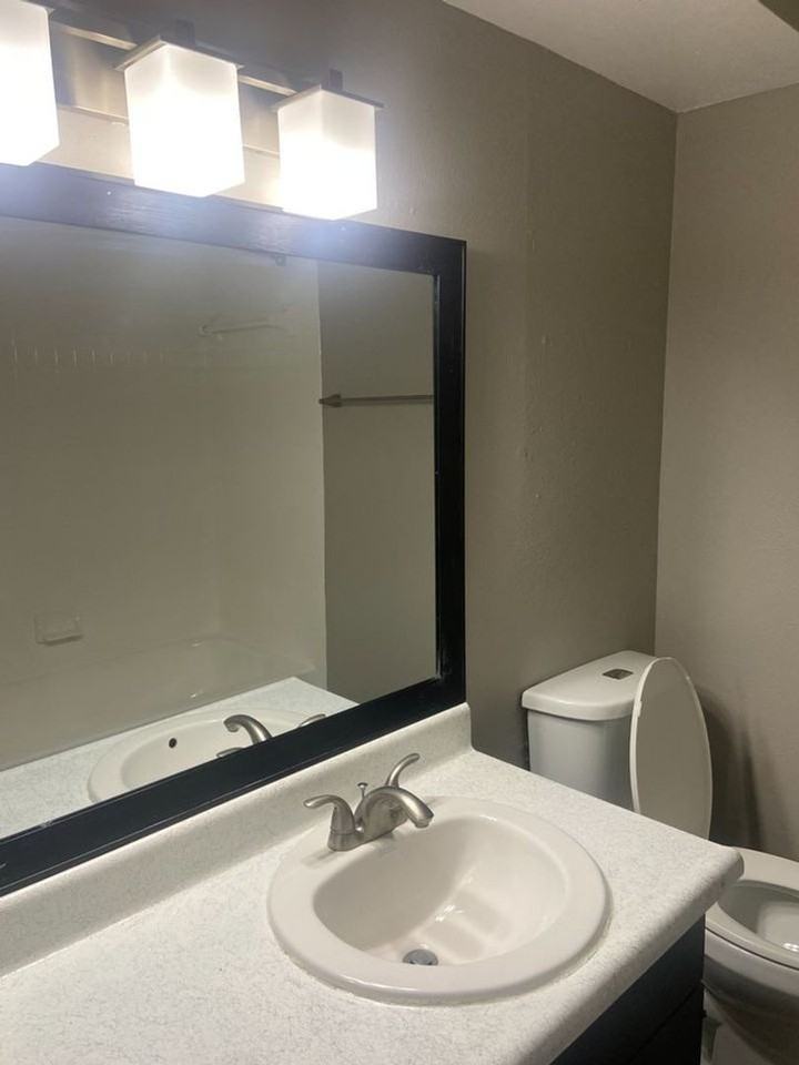 Tierra Del Sol Apartments - Photo 3 of 27