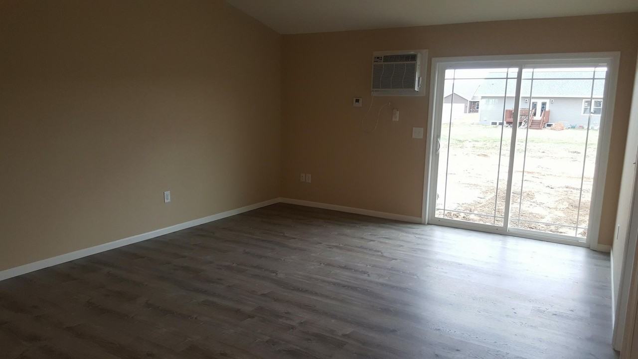 3132 Barrington Place - Photo 2 of 8