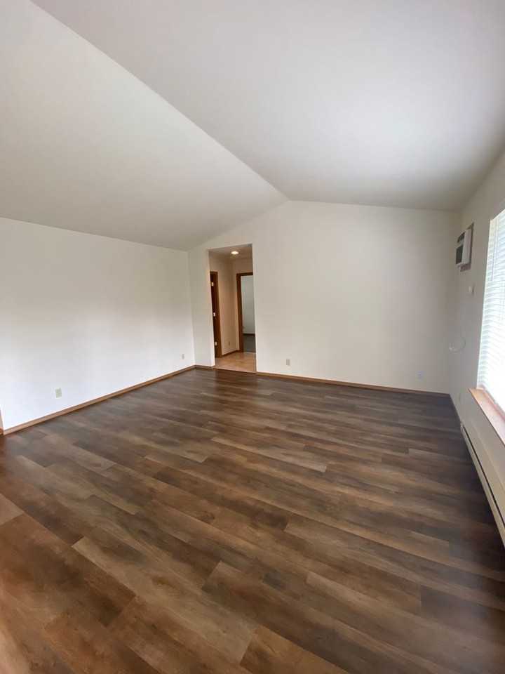 3558 N 15th St - Photo 6 of 32