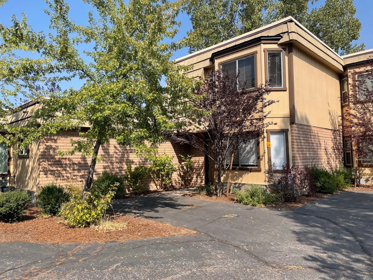 439 Ala Wai Blvd #103 - Photo 3 of 22