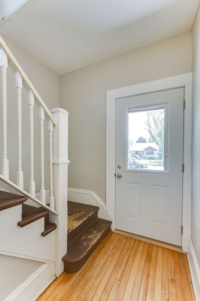 1029 Marshall Ave - Photo 2 of 48