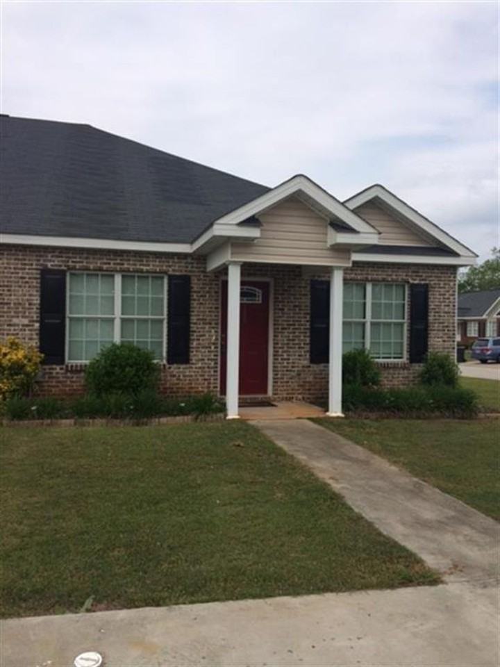 200 Northpointe Dr - Photo 2 of 13