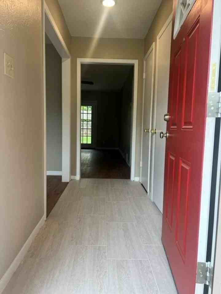 3401 Hummingbird Ln - Photo 2 of 17