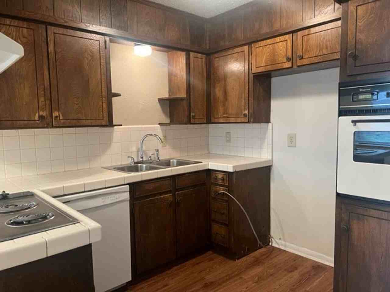 3401 Hummingbird Ln - Photo 7 of 17