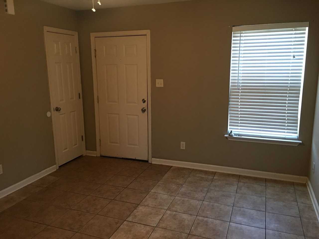 303 E Georgia St - Photo 2 of 22