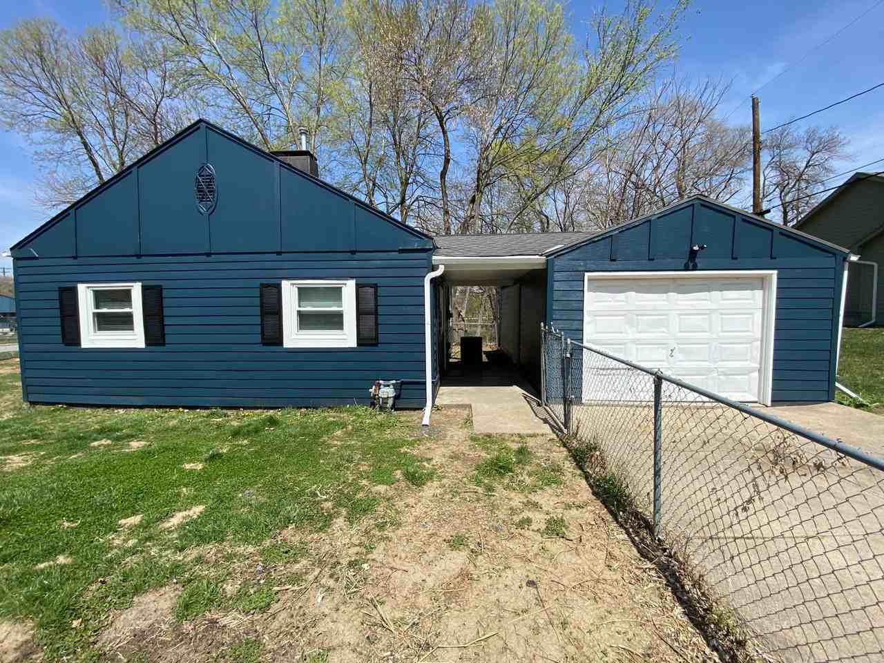 2401 John A Creighton Blvd - Photo 3 of 13