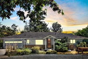 featured image of 3204 Allen Ave