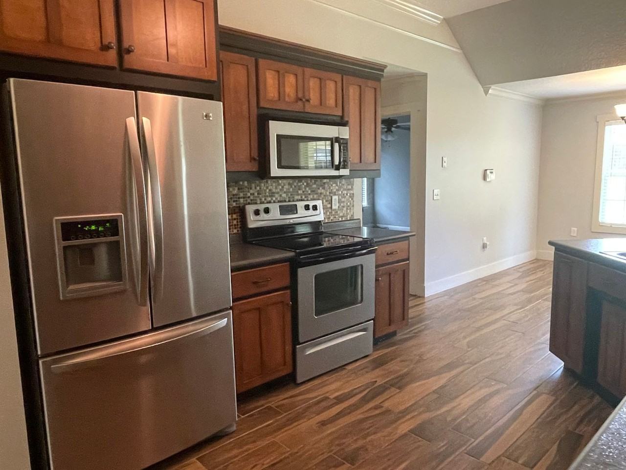 4145 Conway Cir - Photo 7 of 17