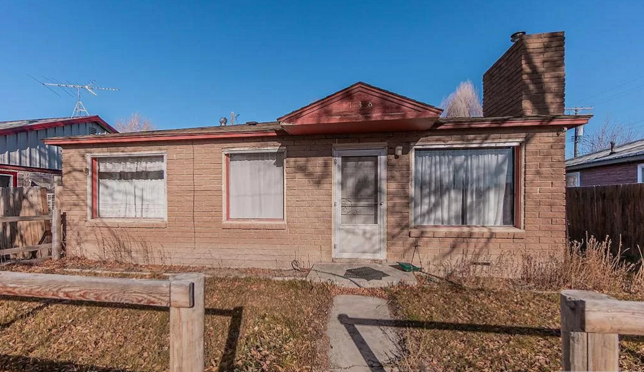 138 N Water St - Photo 2 of 15