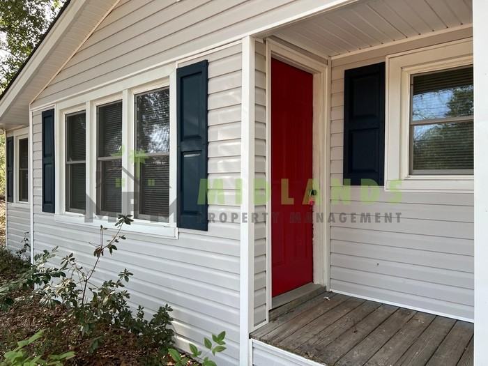 937 Gator Rd - Photo 2 of 31