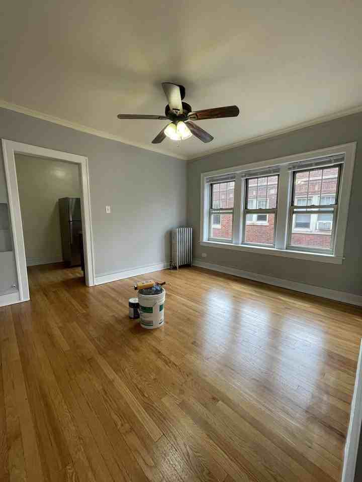 5111-21 W. Montrose Ave - Photo 6 of 10