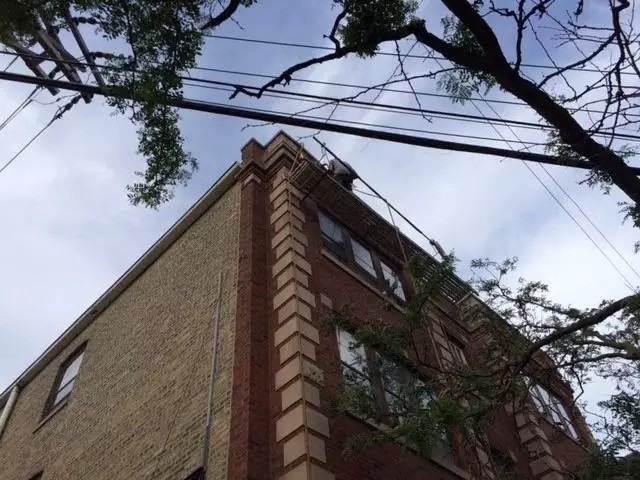 5111-21 W. Montrose Ave