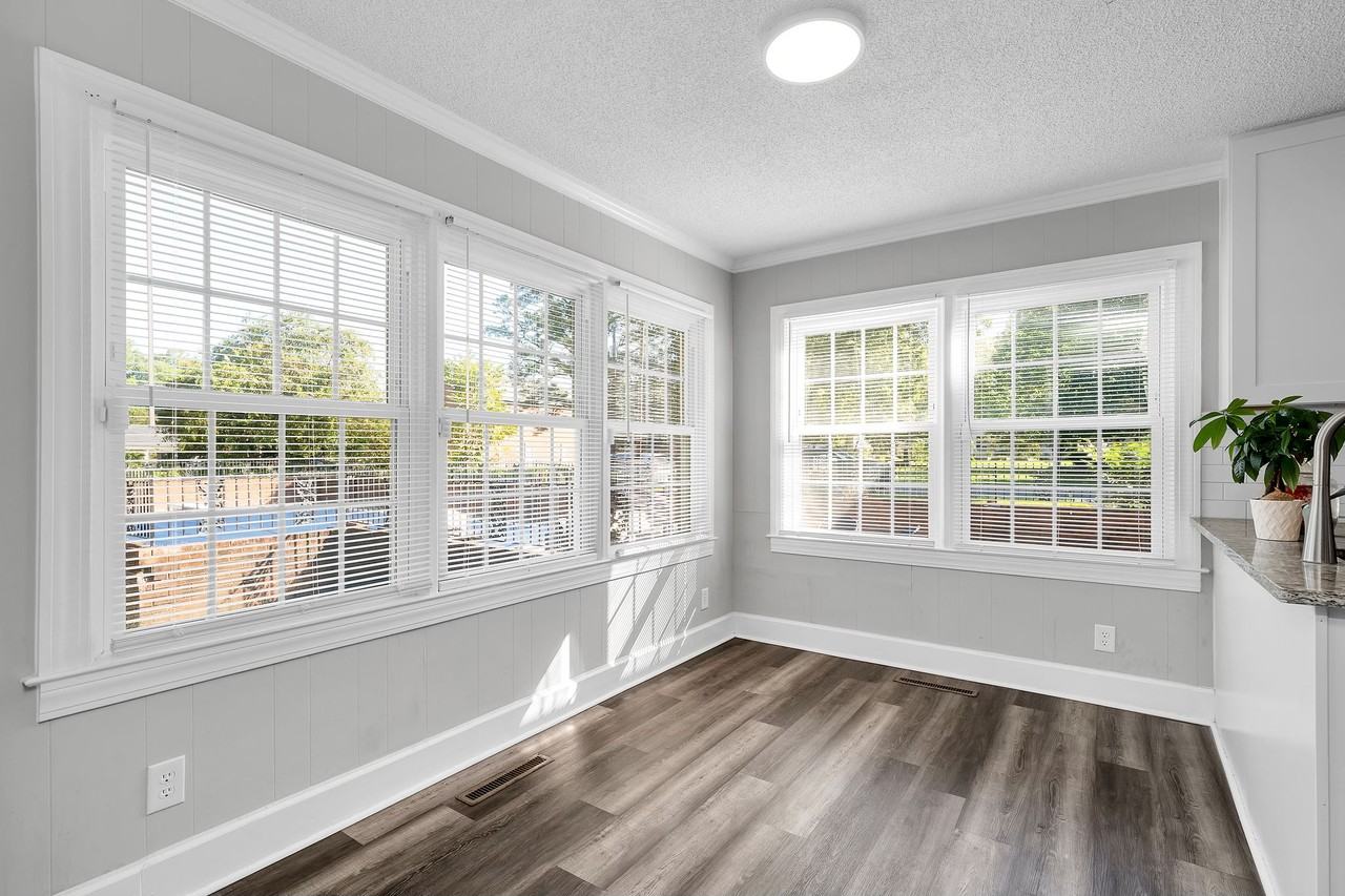 159 Meadowbrook Ln #NA - Photo 2 of 31