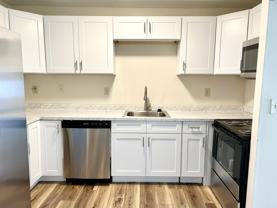 50 E Hill Rd #3L - Photo 1 of 1