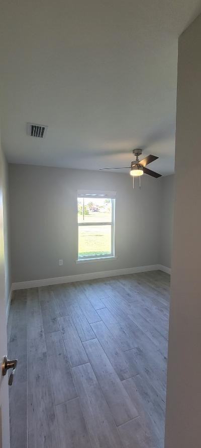 4522 Nw 34th St #1 - Photo 4 of 23