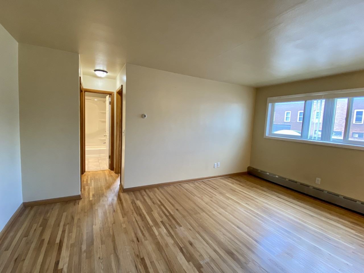 1529 E 38th St - Photo 3 of 9