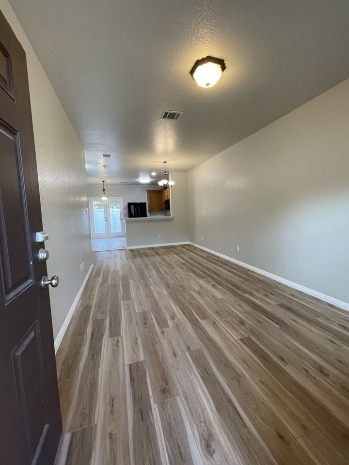 11105 Lost Maples Trl #NA - Photo 6 of 25