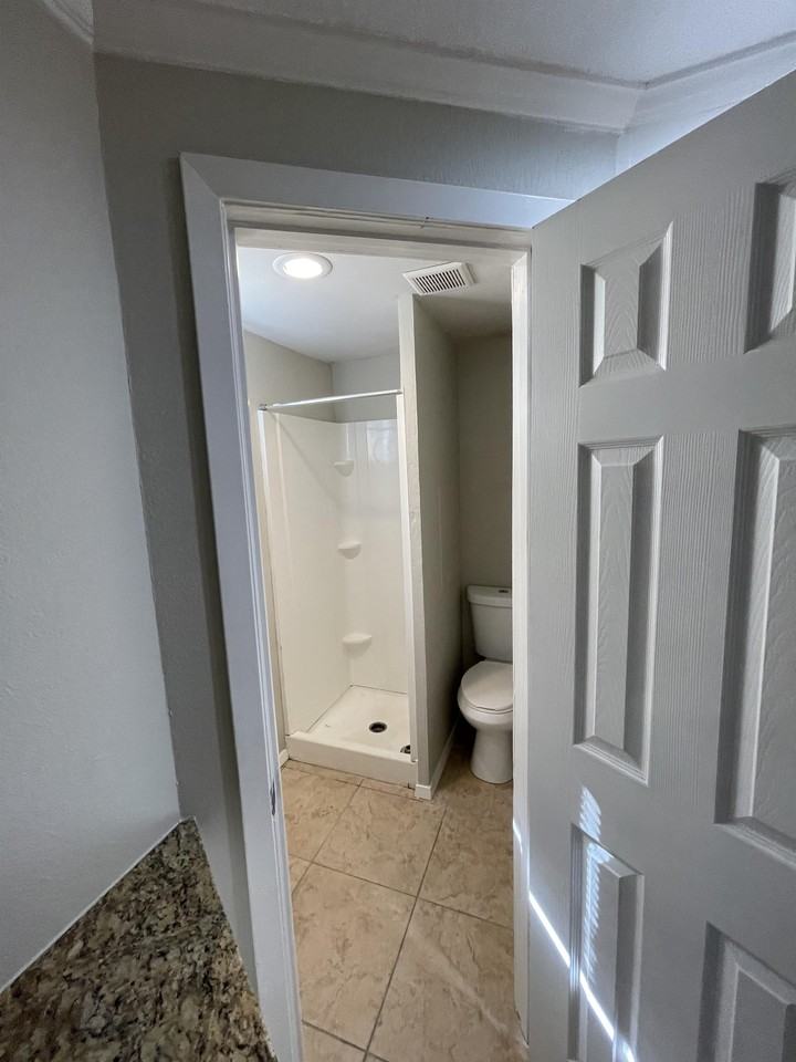 2203 Mercedes Rd #2 - Photo 6 of 9