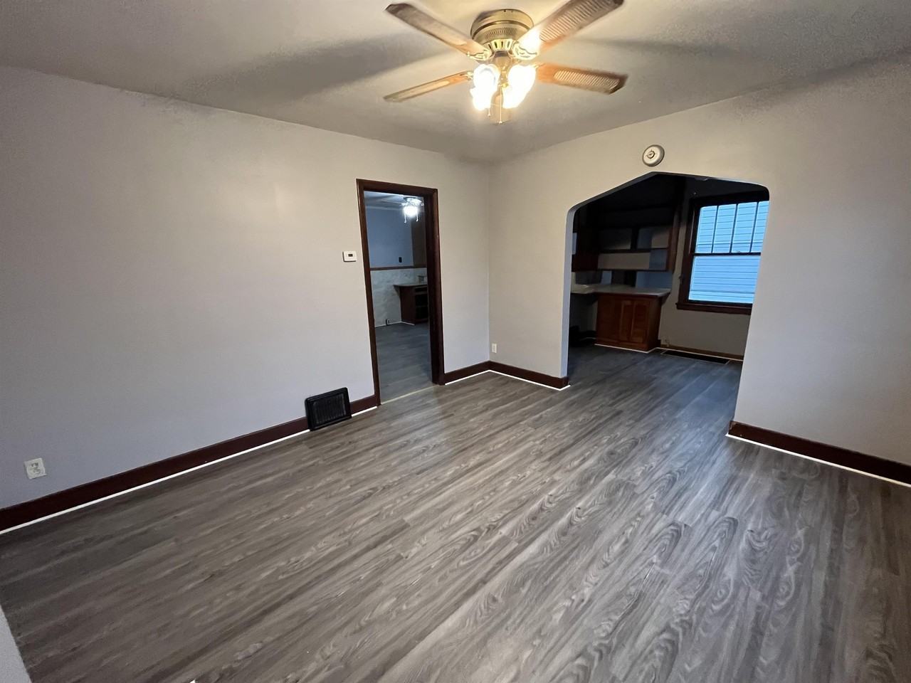 487 25th St Lowr - Photo 4 of 18