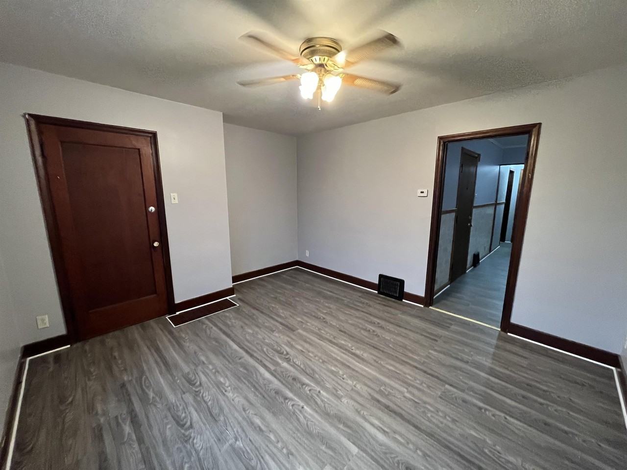 487 25th St Lowr - Photo 6 of 18