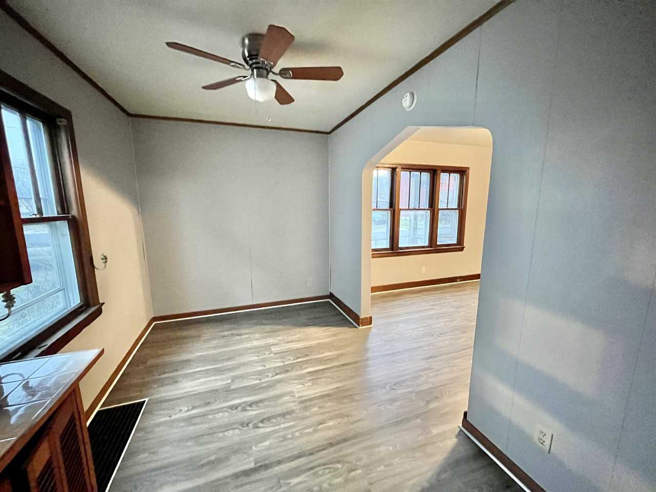 487 25th St Lowr - Photo 7 of 18
