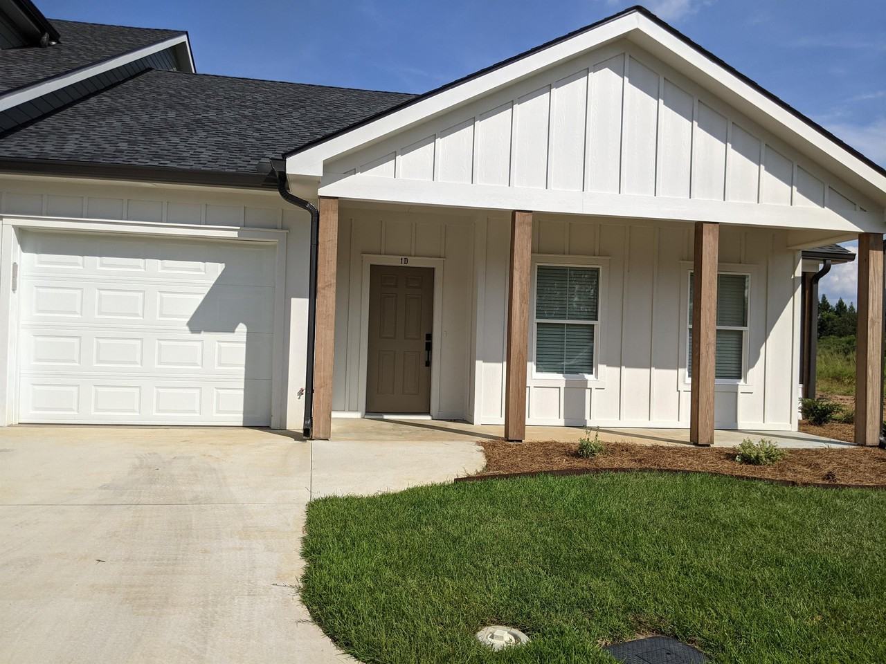 221 Mose Coleman Dr