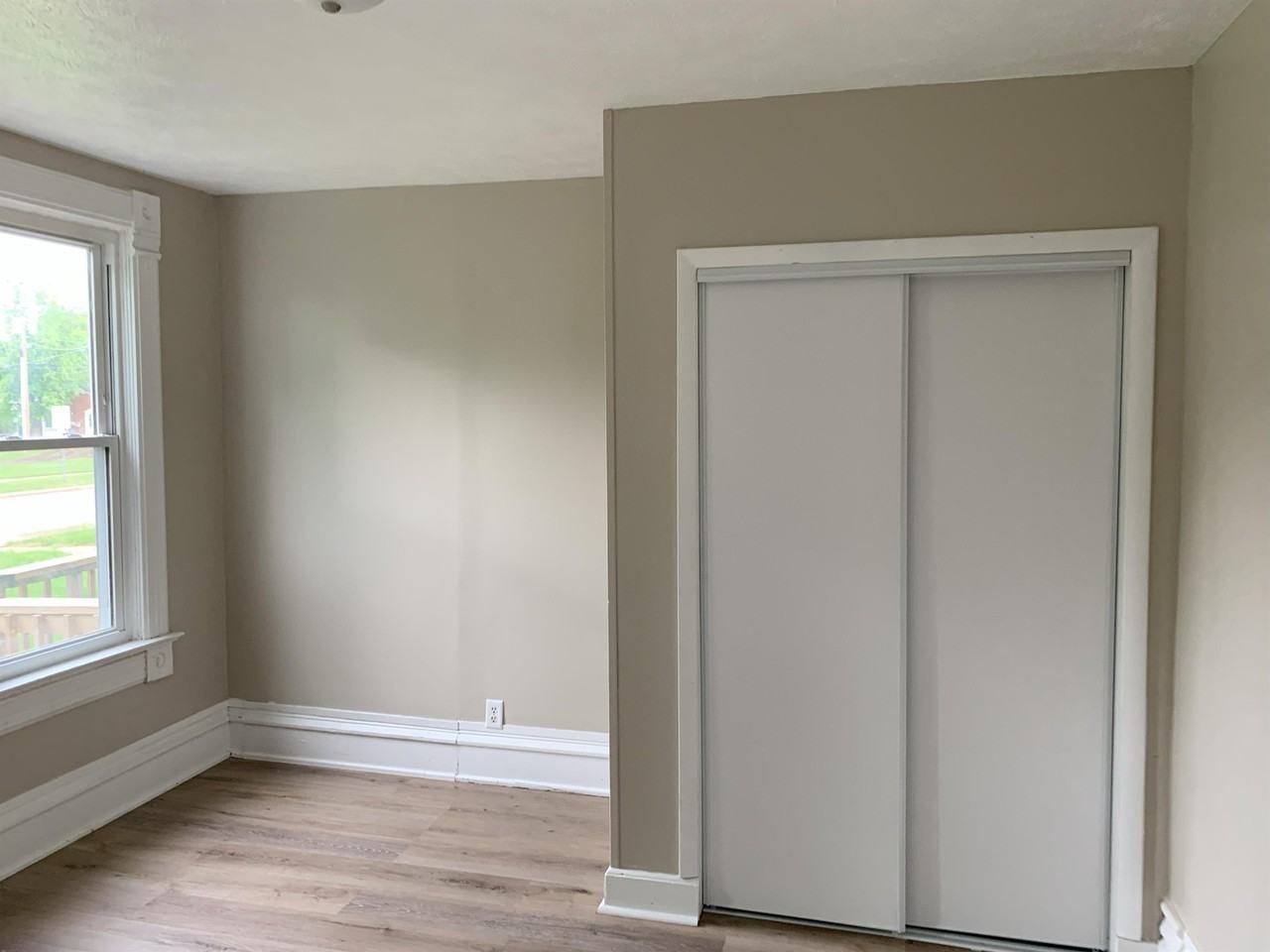 1031 Benton St1 #1 - Photo 6 of 10