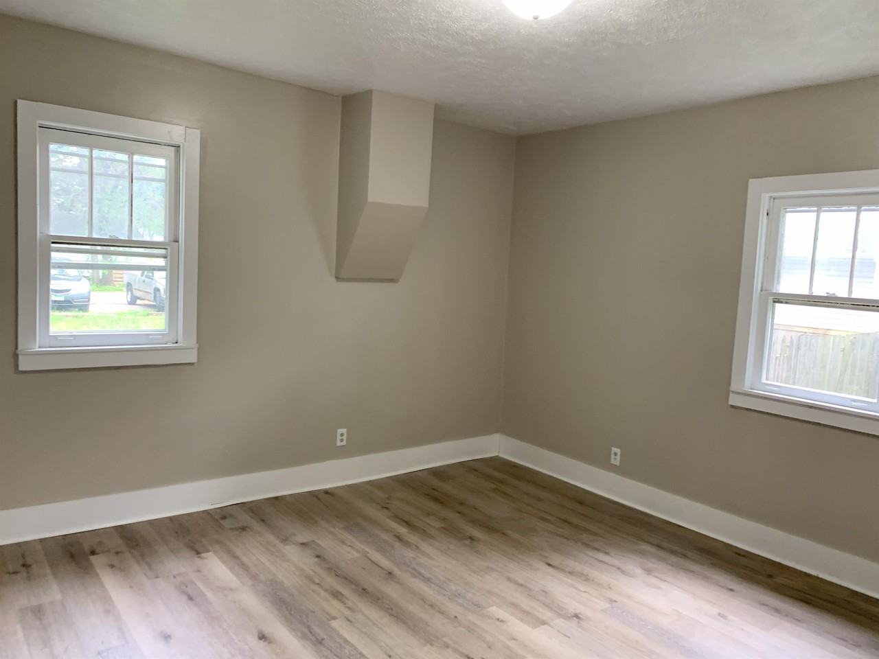 1031 Benton St1 #1 - Photo 7 of 10