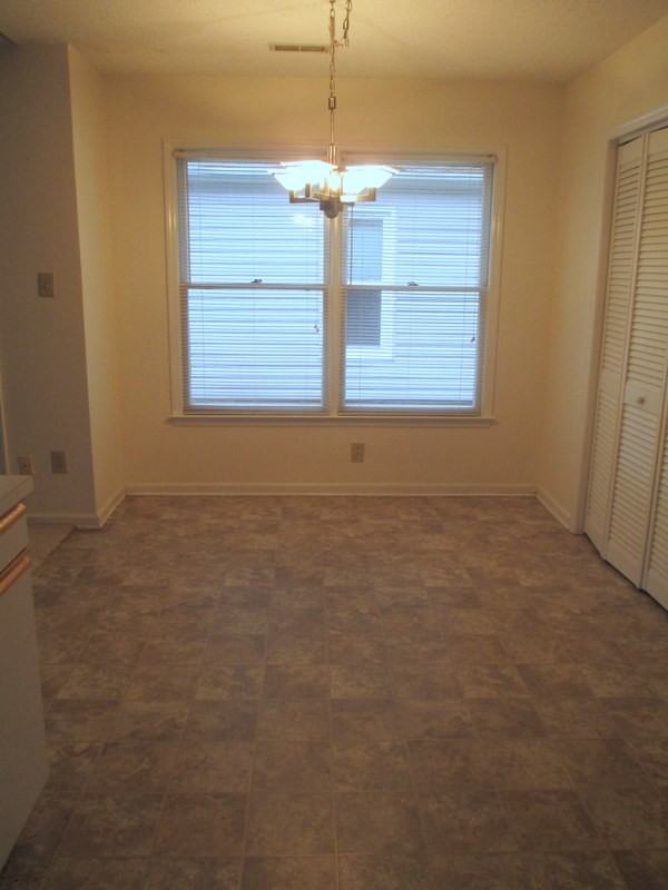 208 Fairways W Ct - Photo 3 of 16