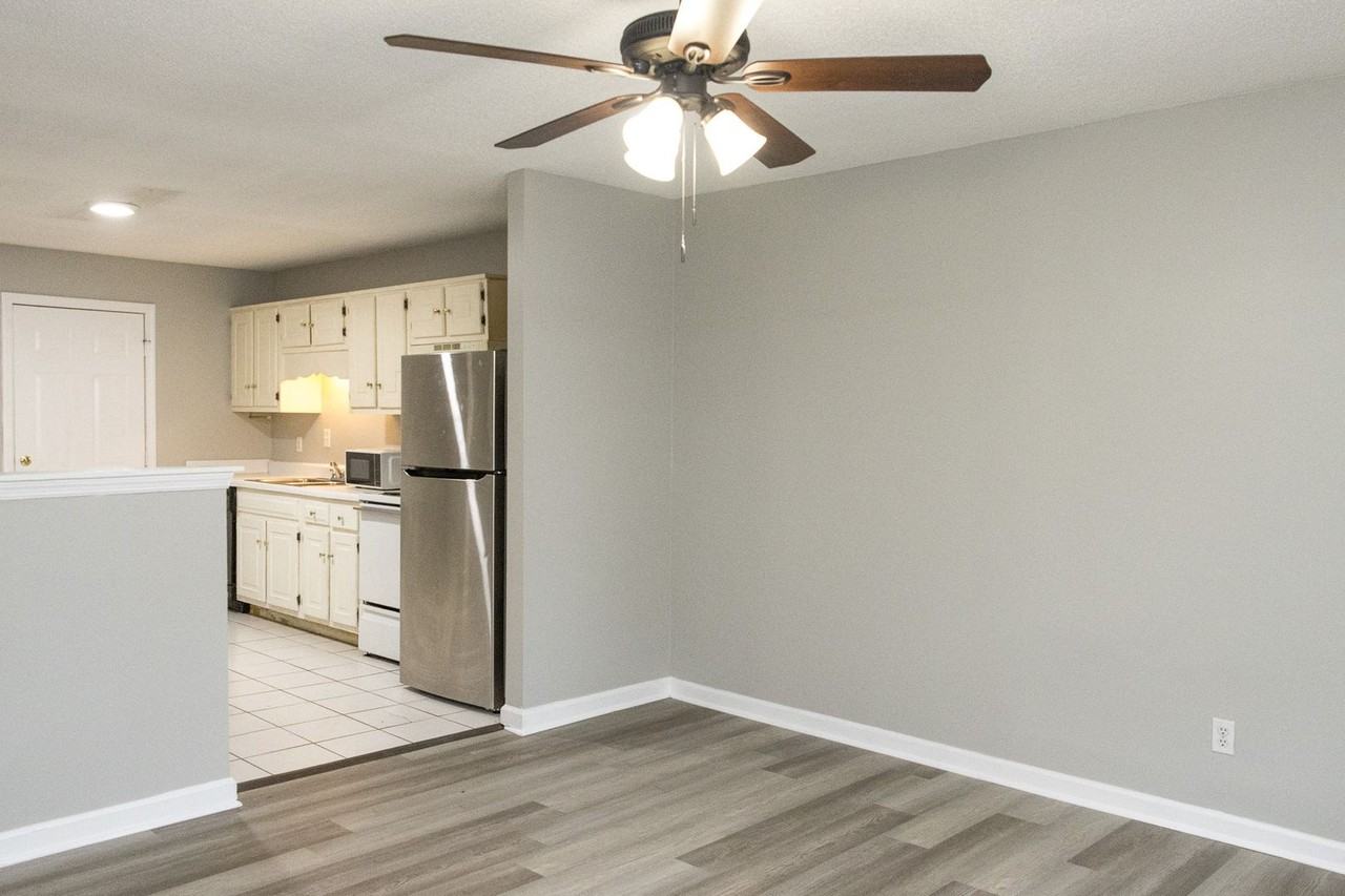 1600 Duke Lane - Photo 3 of 14