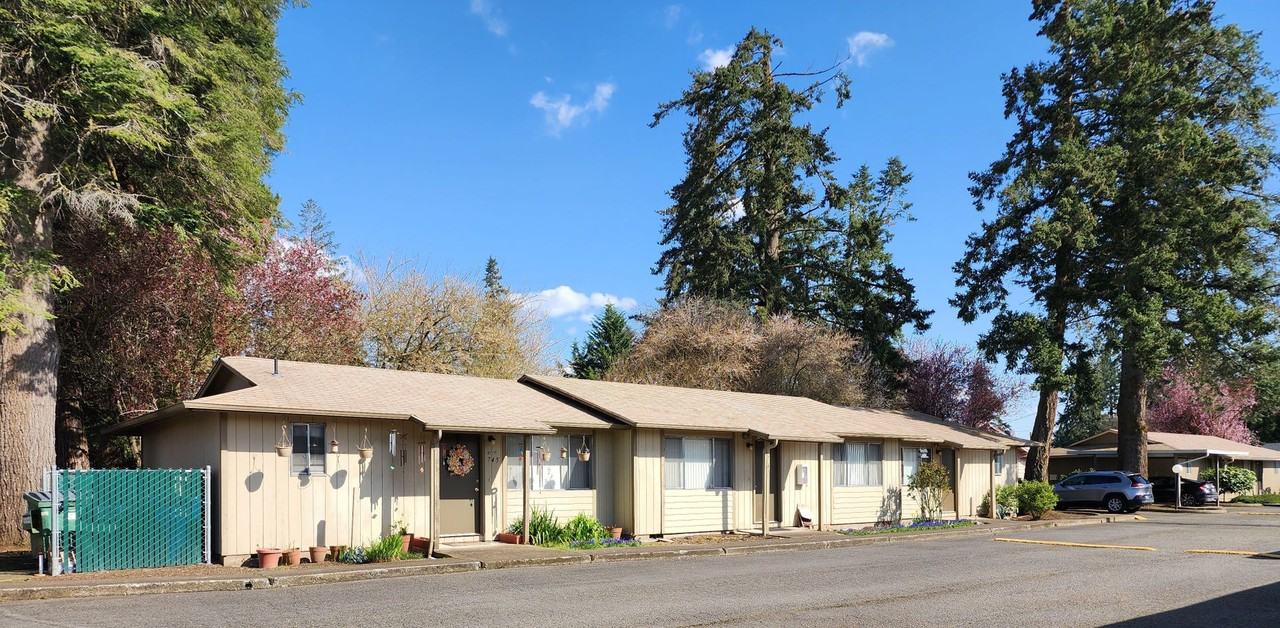 203-Evergreen Villa - Photo 2 of 39