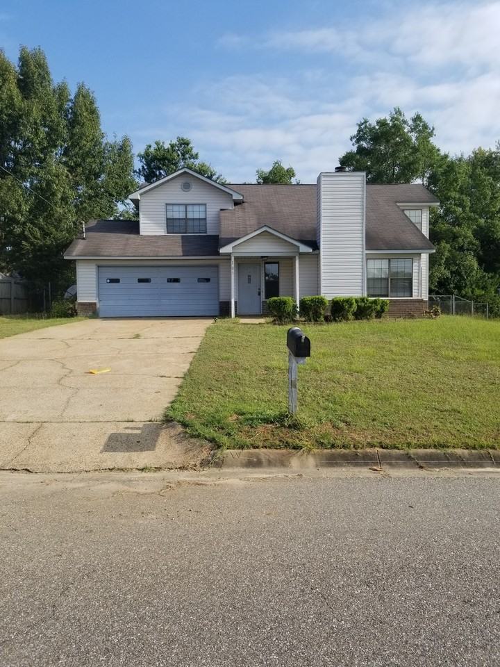 105 Cambridge Rd - Photo 2 of 22