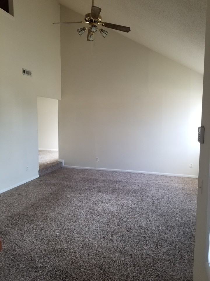 105 Cambridge Rd - Photo 3 of 22