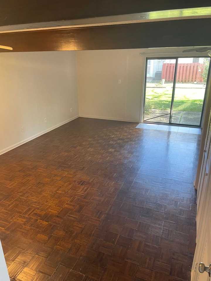 2 Morning Glory Square - Photo 5 of 8