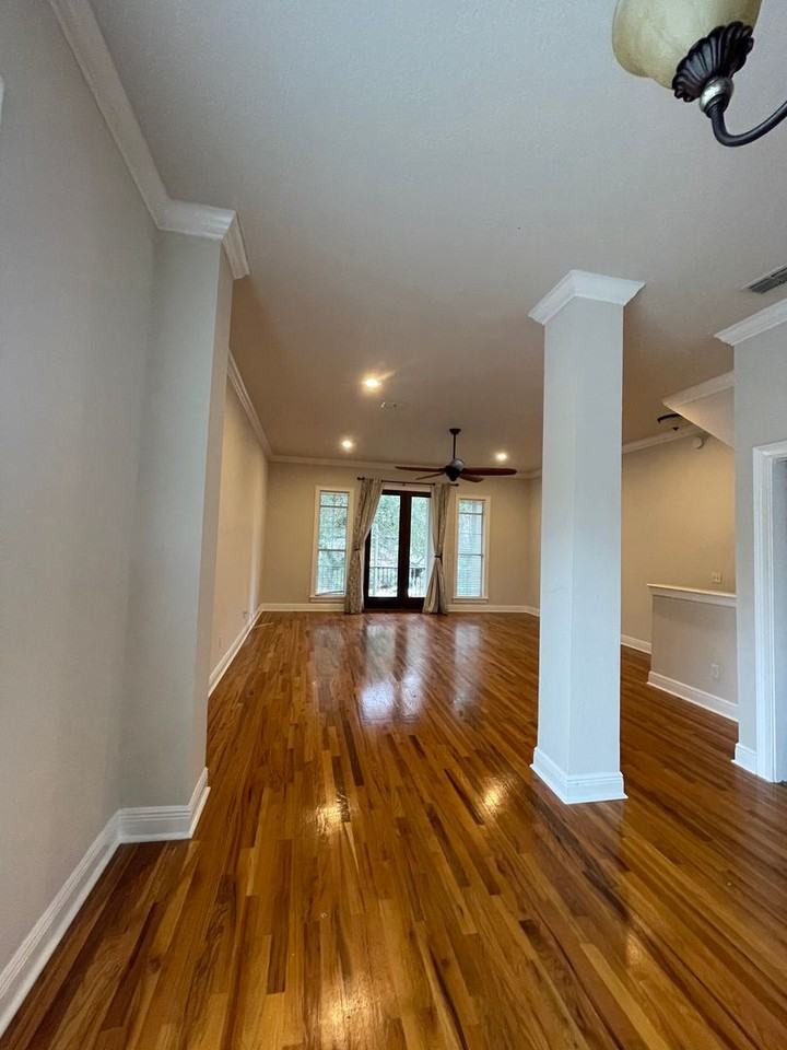 1330 N Duval St - Photo 7 of 25