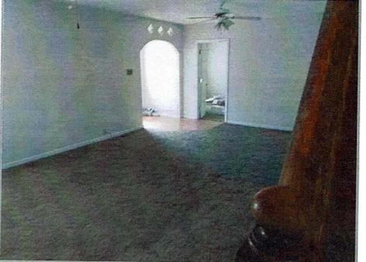 1507 Farrar Dr - Photo 2 of 8