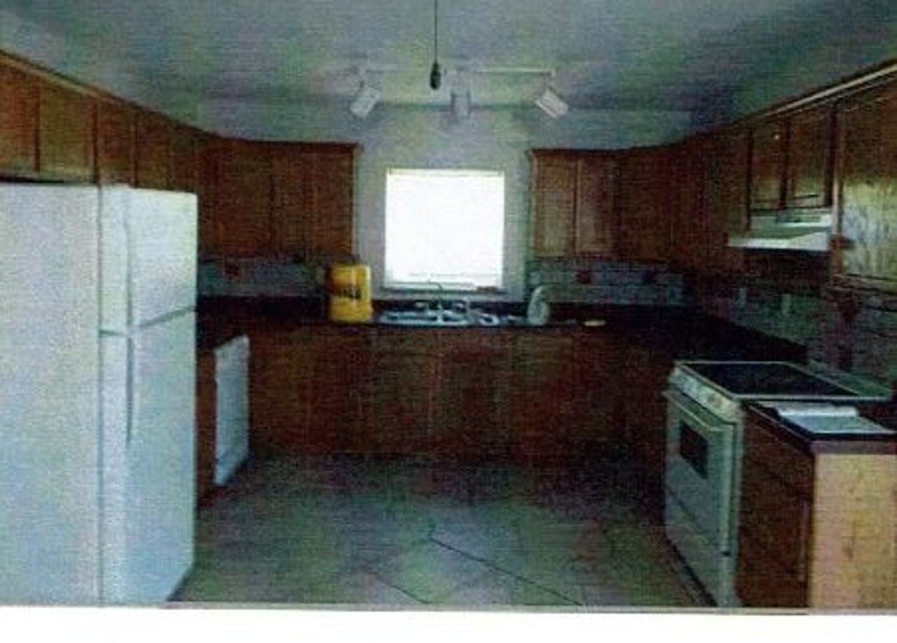 1507 Farrar Dr - Photo 6 of 8