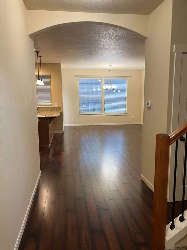 3715 Nw 122nd St - Photo 5 of 31