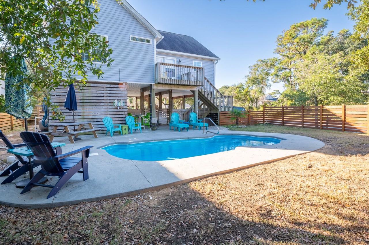 4502 The Gypsy Rose @ 4502 E Oak Island Dr - Photo 4 of 35