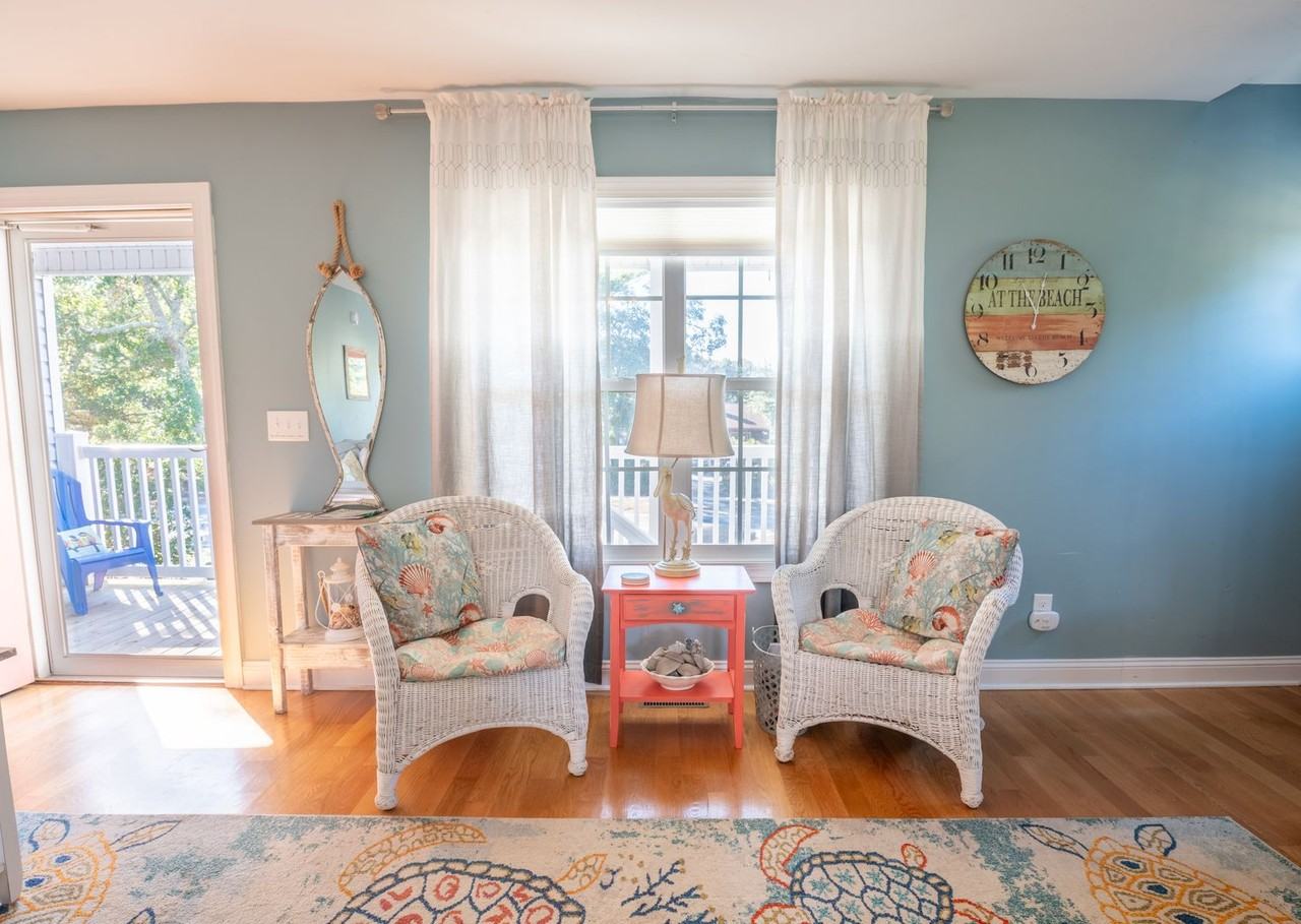 4502 The Gypsy Rose @ 4502 E Oak Island Dr - Photo 7 of 35