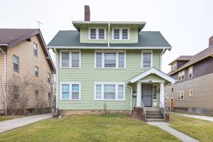 featured image of 2827 Avondale Ave