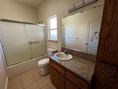 5260 5258/5 Feather River Blvd - Photo 3 of 7