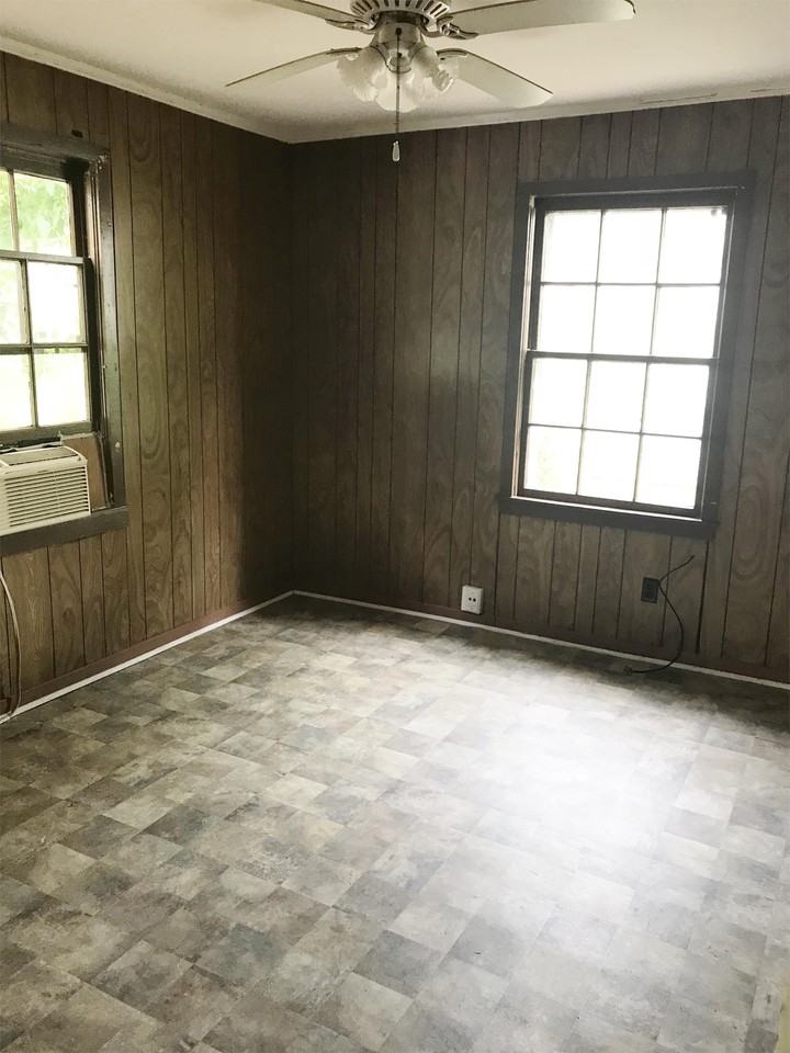 209 Kirk St - Photo 3 of 8