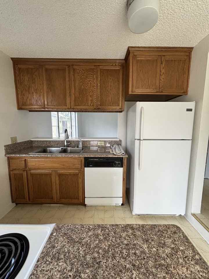 1625 Q St #3 - Photo 2 of 6