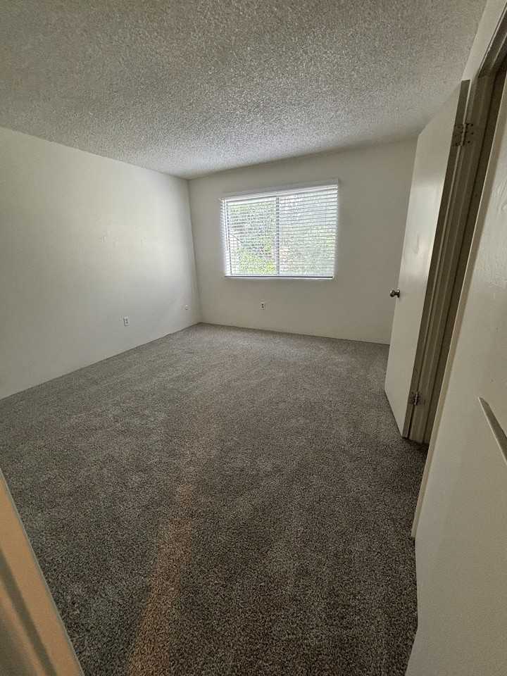 1625 Q St #3 - Photo 6 of 6