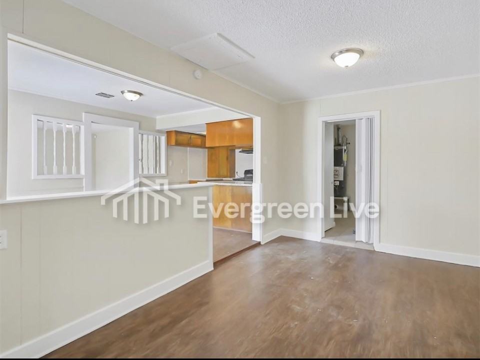 10343 Rebel Rd - Photo 4 of 11