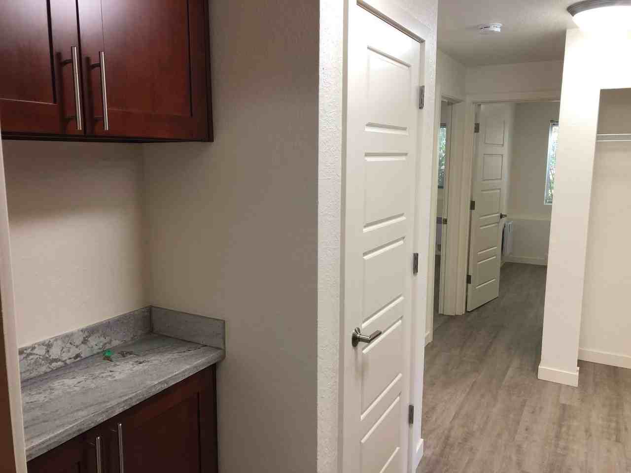 Phinney Heights Apartments - Photo 2 of 32