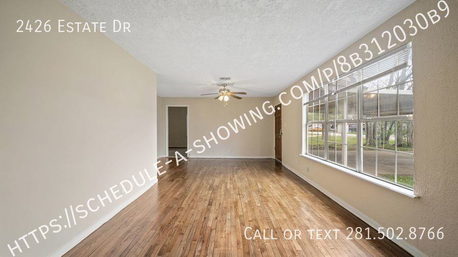 2426 Estate Dr - Photo 3 of 10