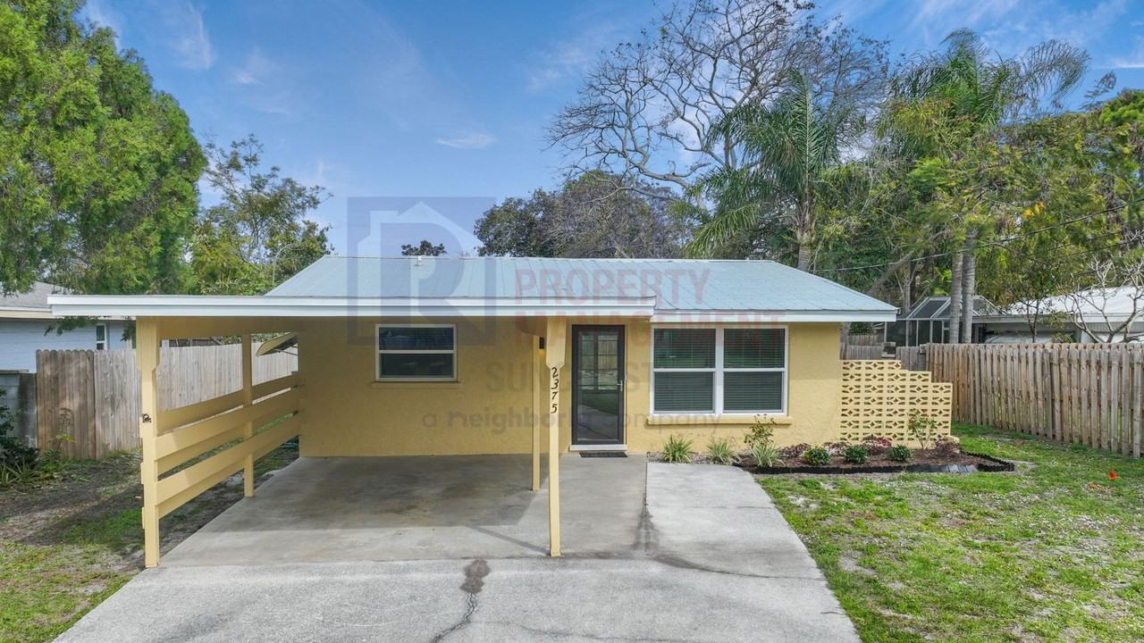 2375 Wood St - Photo 3 of 34