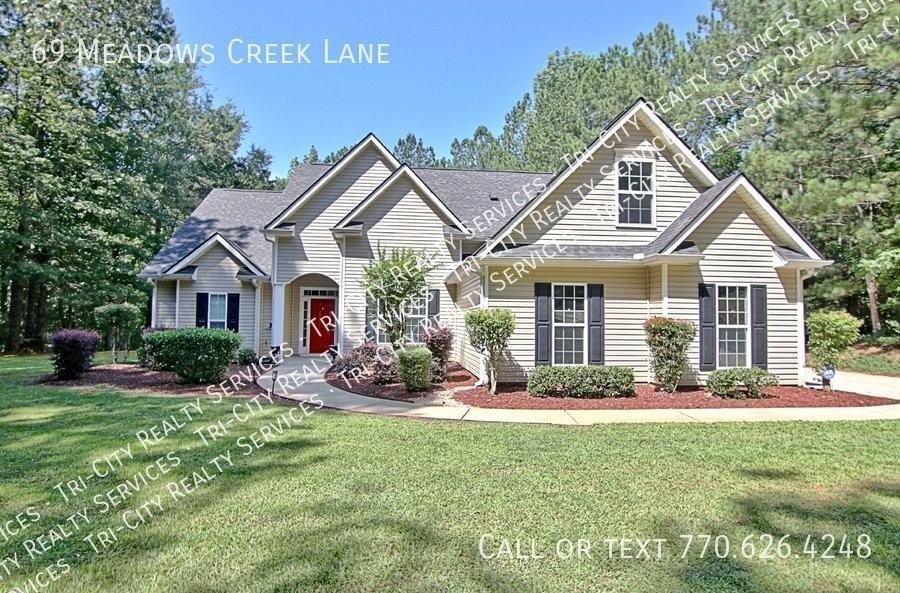 69 Meadows Creek Ln - Photo 3 of 36